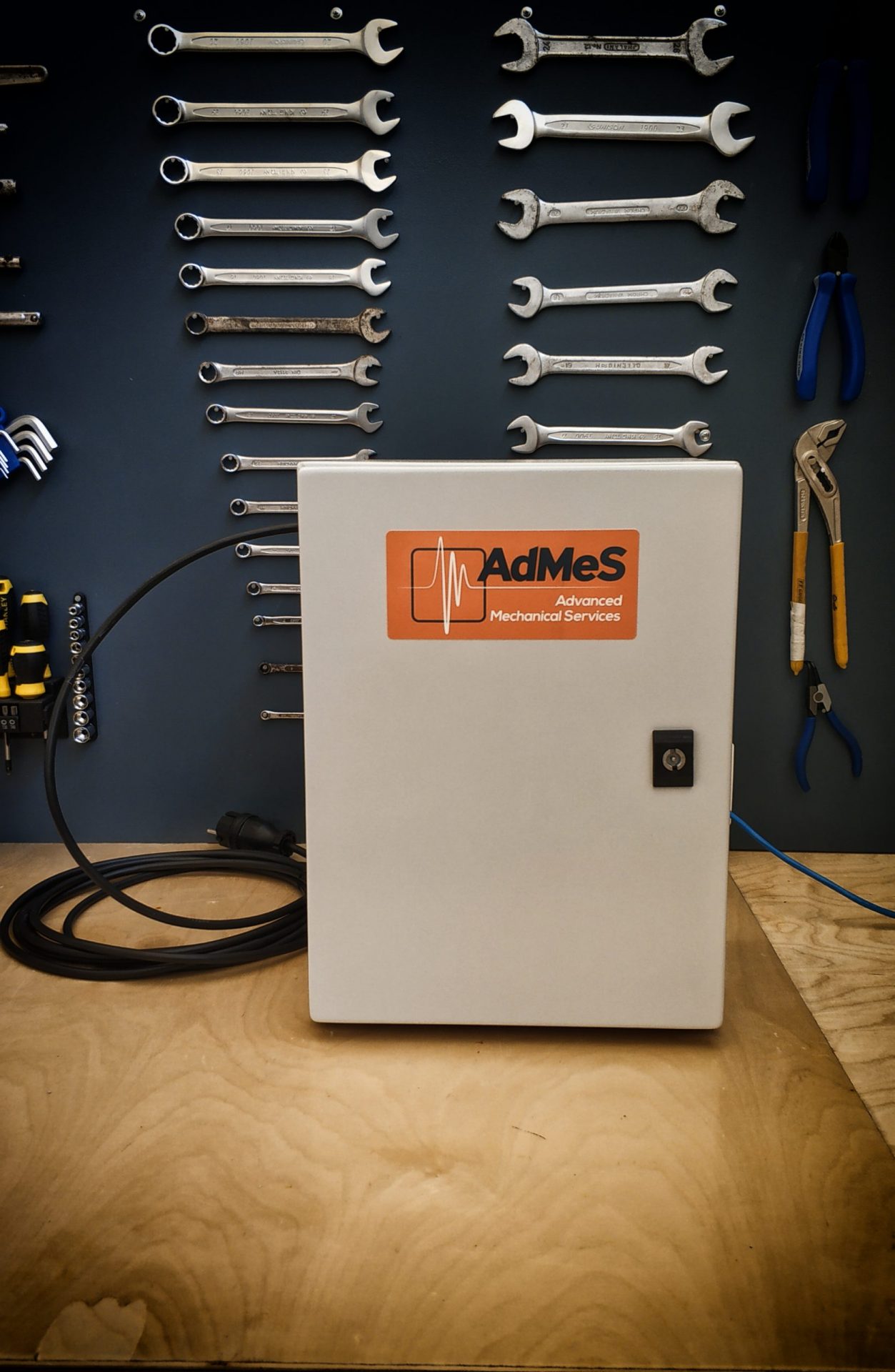 DAQ & VIBRATION SENSOR Admes